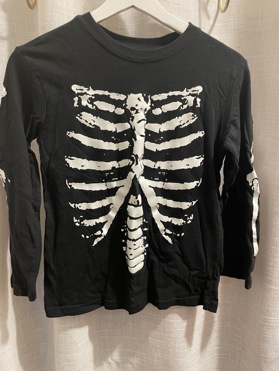 Place Other - Place Black Long Sleeve Tee with White Skeleton Ribcage Print